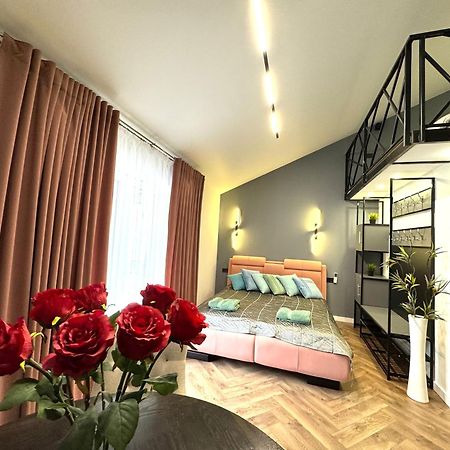 Kvartyra Mansarda Lviv Extérieur photo